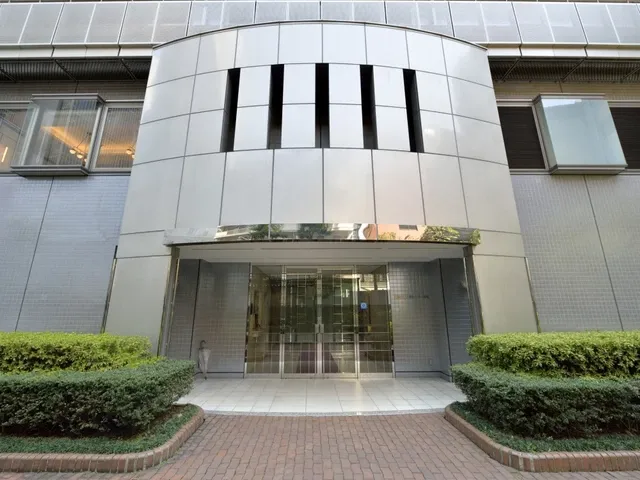 麹町クリスタルシティ西館 外観・建物写真 6枚目